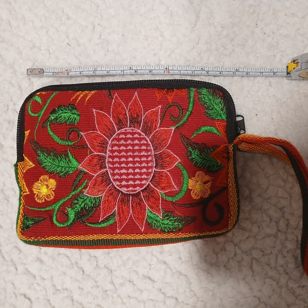 Embroidered Wallet Pouch 👛 - Picture 4 of 4